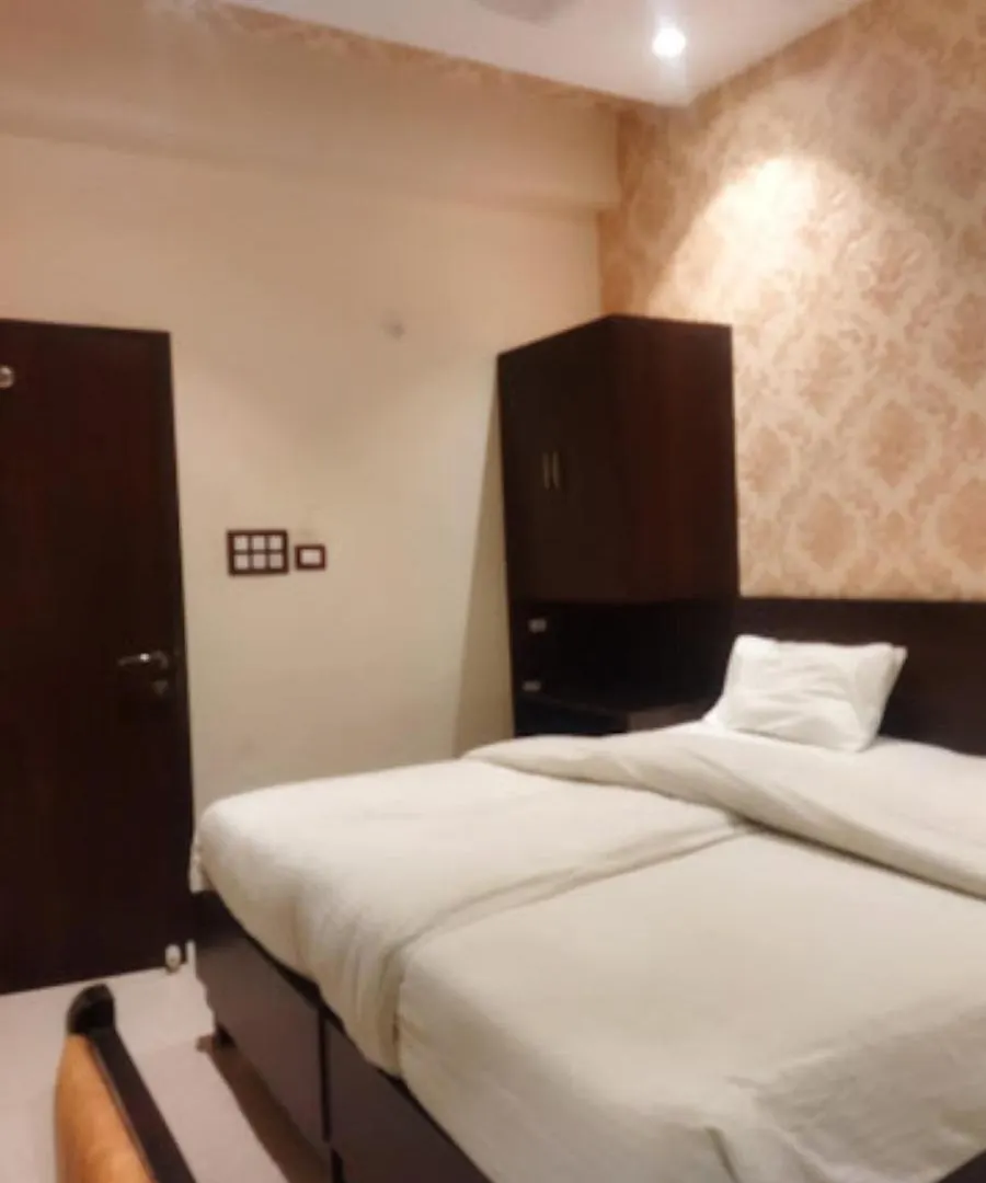 Hotel Park Plaza Варанаси
